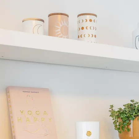 Your Serenity Bubble - Center Apartment *